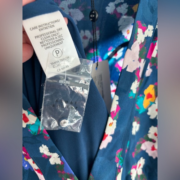 $695 TANYA TAYLOR
Thelma Blue Floral Silk Dress Sz 8 NWT - Picture 9 of 11